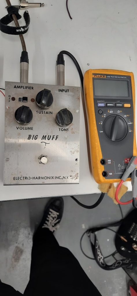 vintage big muff pi repair triangle